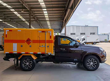 浦口爆破器材运输车