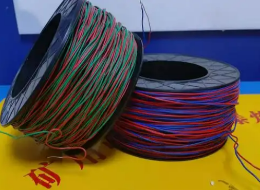 浦口放炮线的主要材质有哪些？不同材质的适用场景有何区别？